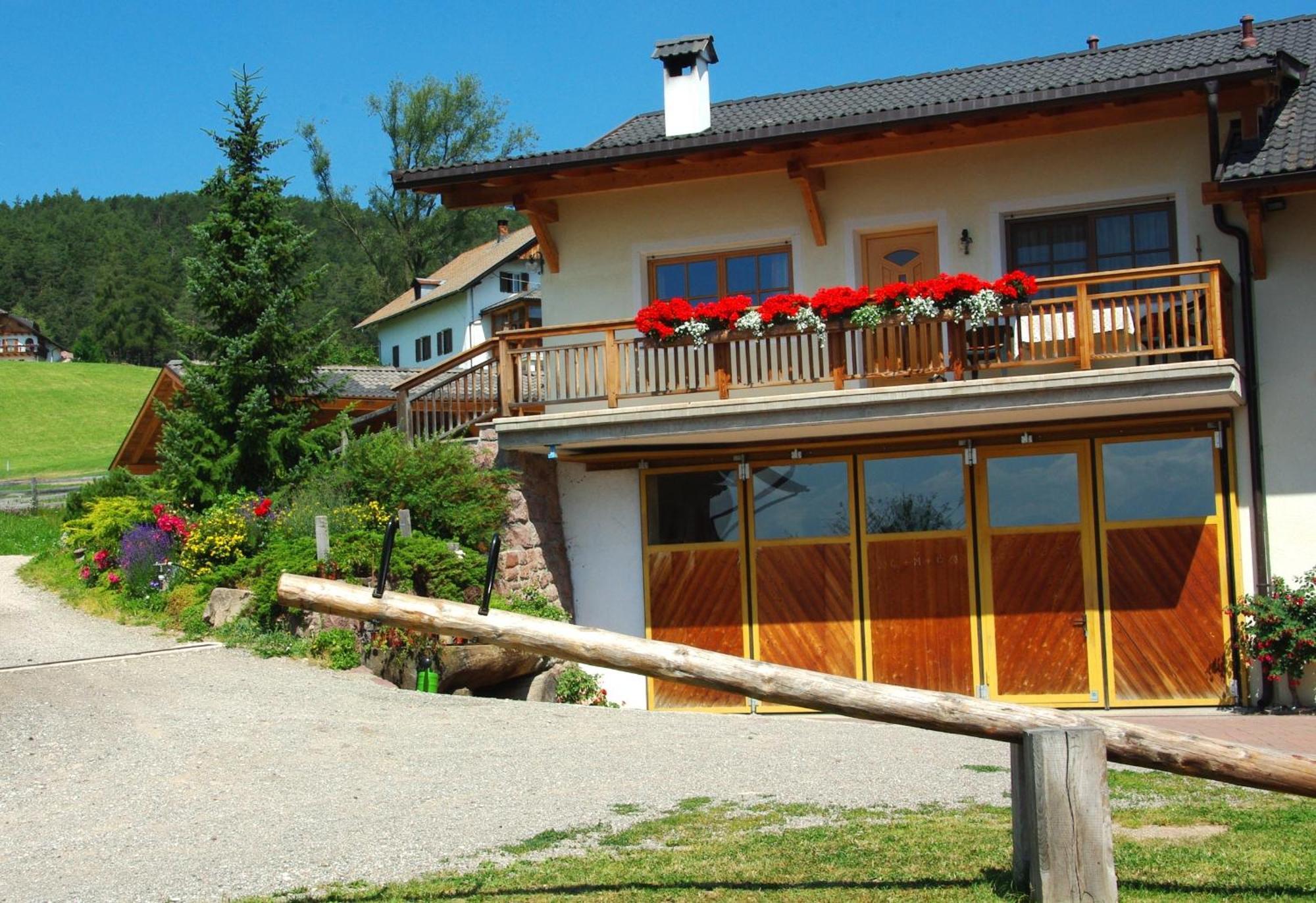 Unterpfaffstall-Hof Collalbo Exterior photo